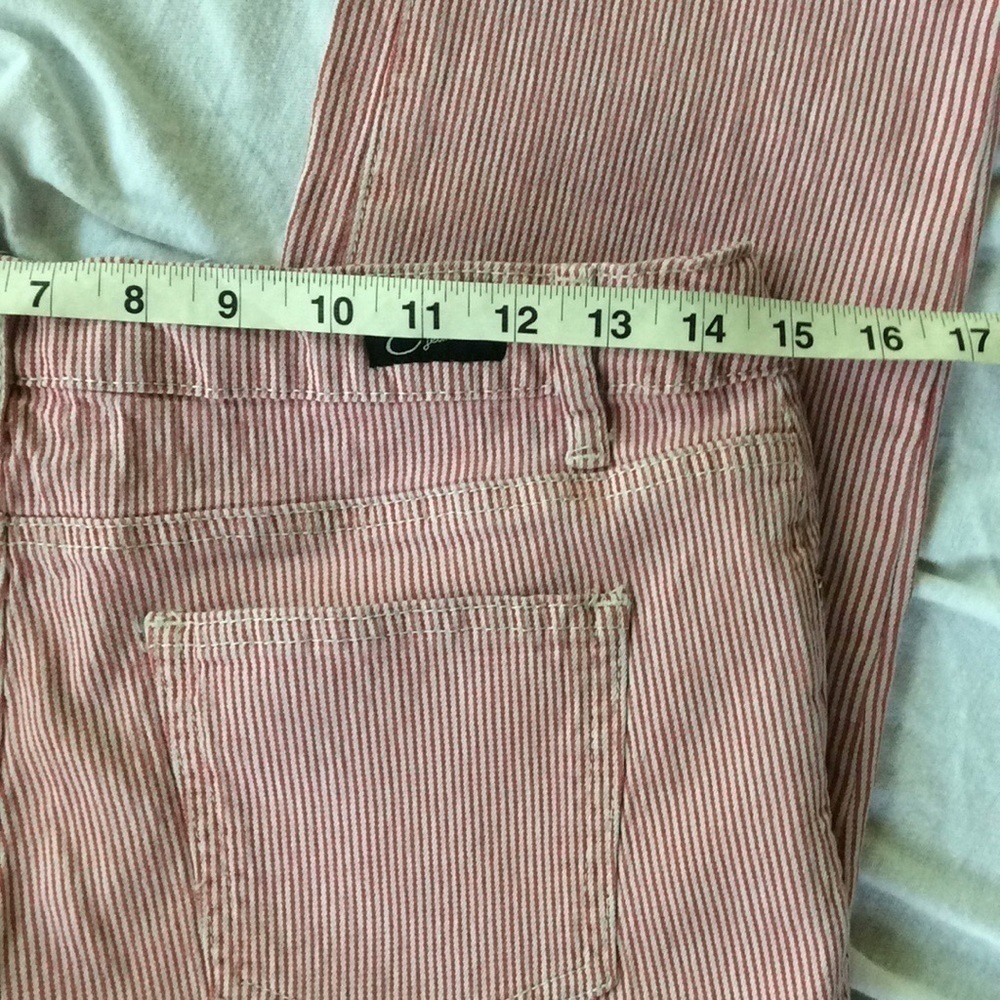 Earl Jeans red & white railroad stripe cropped jeans Size 8 - Picture 6 of 9